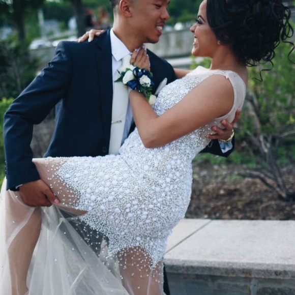 JOVANI PROM BEADED ILLUSION DRESS✨ - Picture 3 of 7